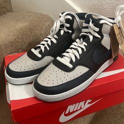 MENS NIKE COURT VISION MID SHOES  SZ 10.5 OR 11 NEW