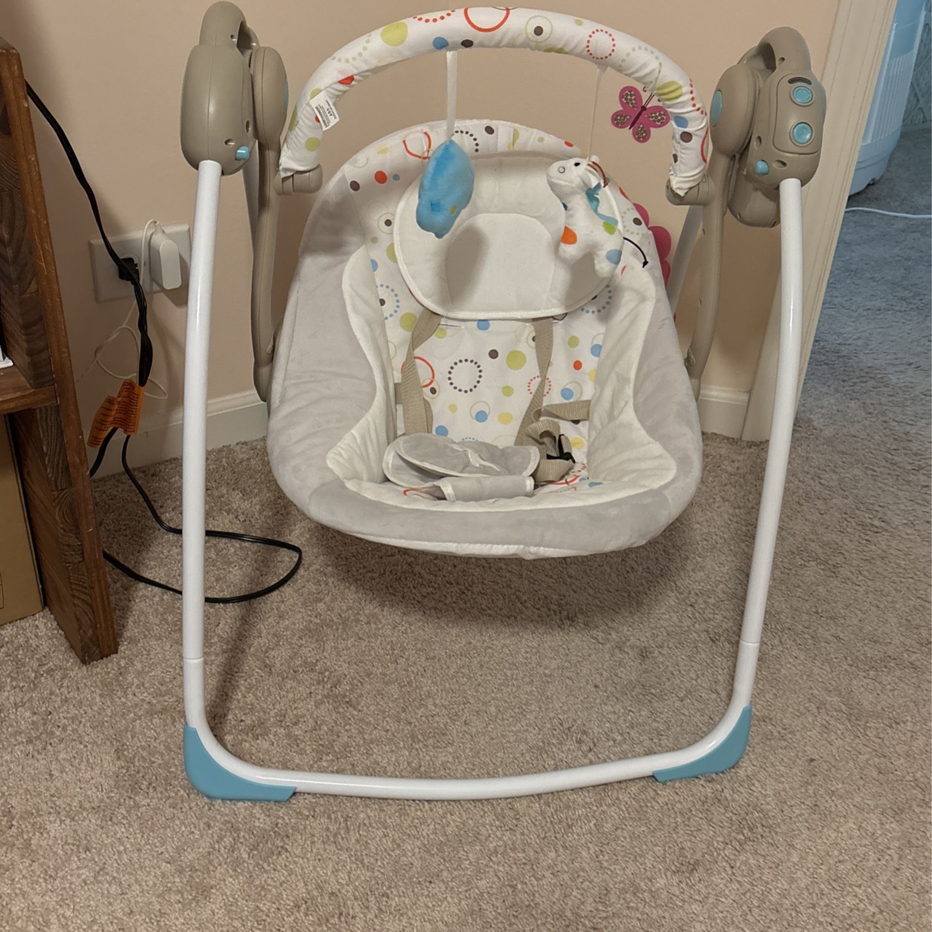 Truespeed Compact Baby Swing