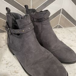 Girls Size 2 Old Navy Grey Booties Boots