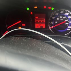 2009 Infinit  G35x Part Out 