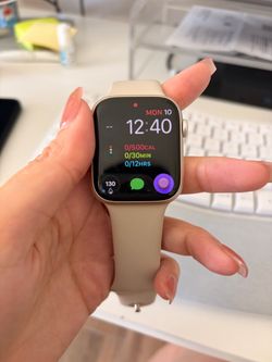 Apple Watch Series 8 - 45 mm - GPS LTE