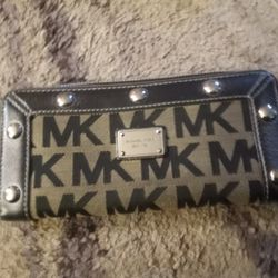 Micheal Kors Wallet
