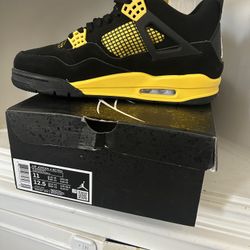 jordan retro 4 
