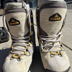 (BEST OFFER)Airwalk Size 8 M White And Yellow