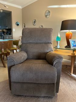 Brand New Electric Recliner