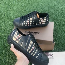 Burberry Shoes 
