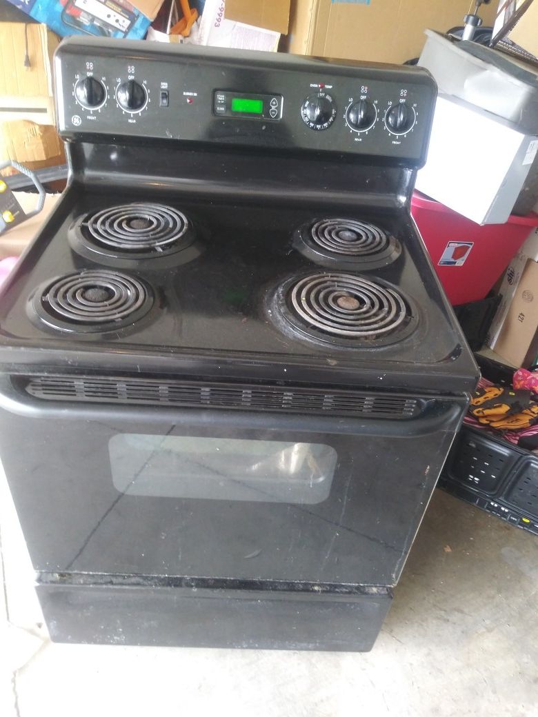Electric stovetop and dishwasher