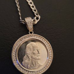 Gold Plated Sterling Silver Charm With Zirconium Stones And 28' Chain