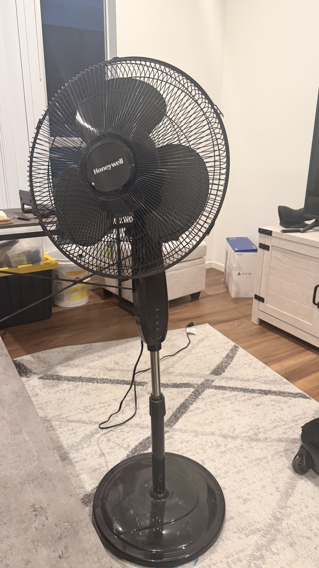Honeywell Standing Fan