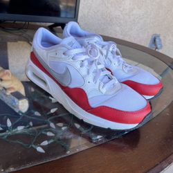 Men’s Shoes (PICK UP ONLY) 9.5 - 11 