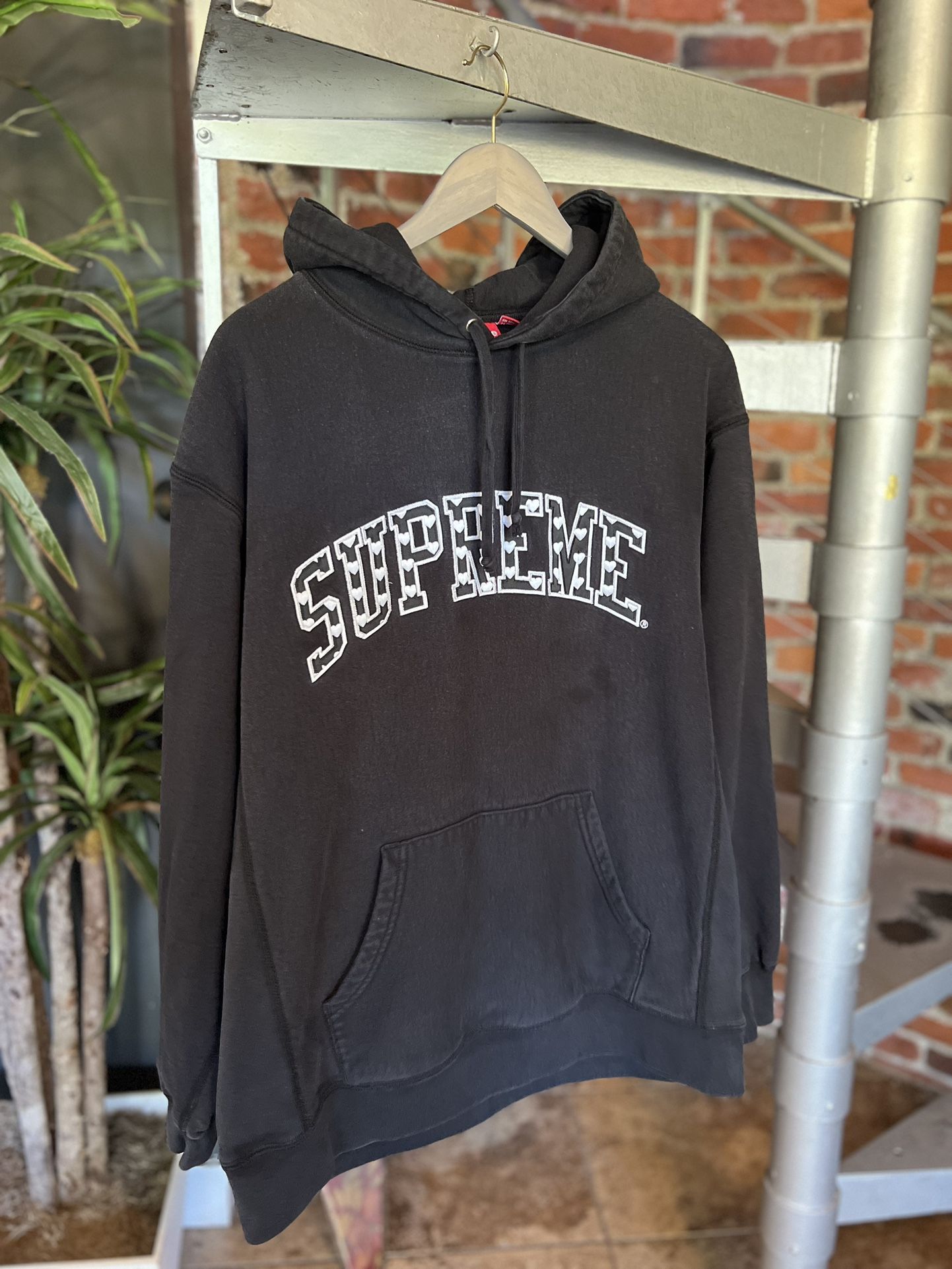 Supreme Hearts Arc Logo Hoodie Size XL