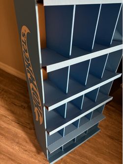 Hotwheel Basic Floor Display