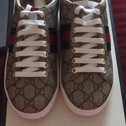Gucci Shoes Brand New