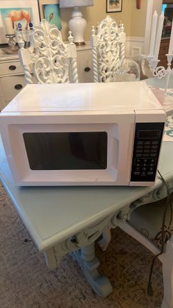 Compact Microwave