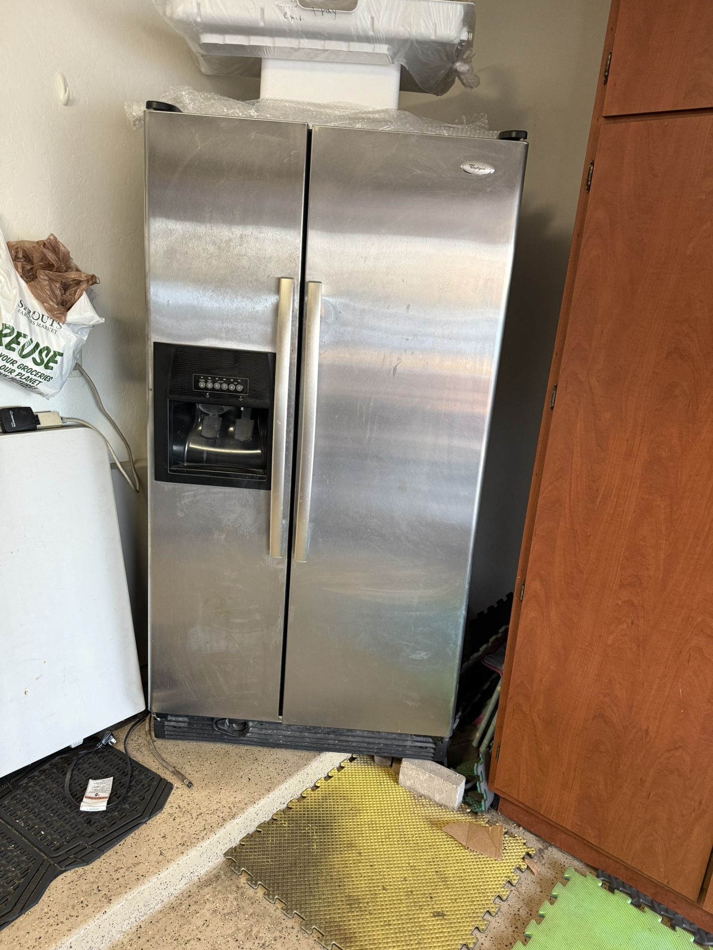 Refrigerator