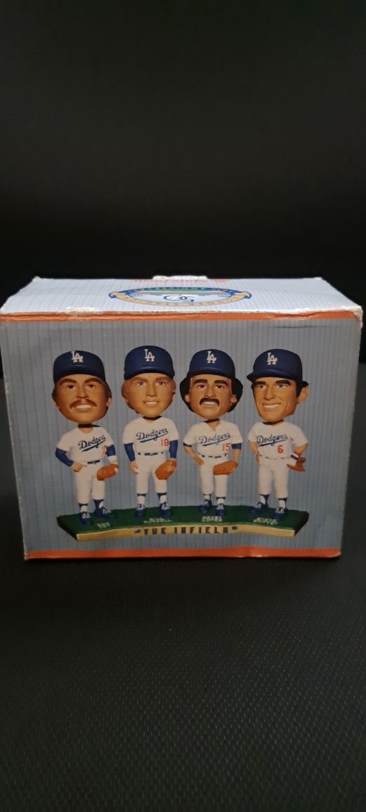 THE INFIELD  DODGERS BOBBLEHEAD 
