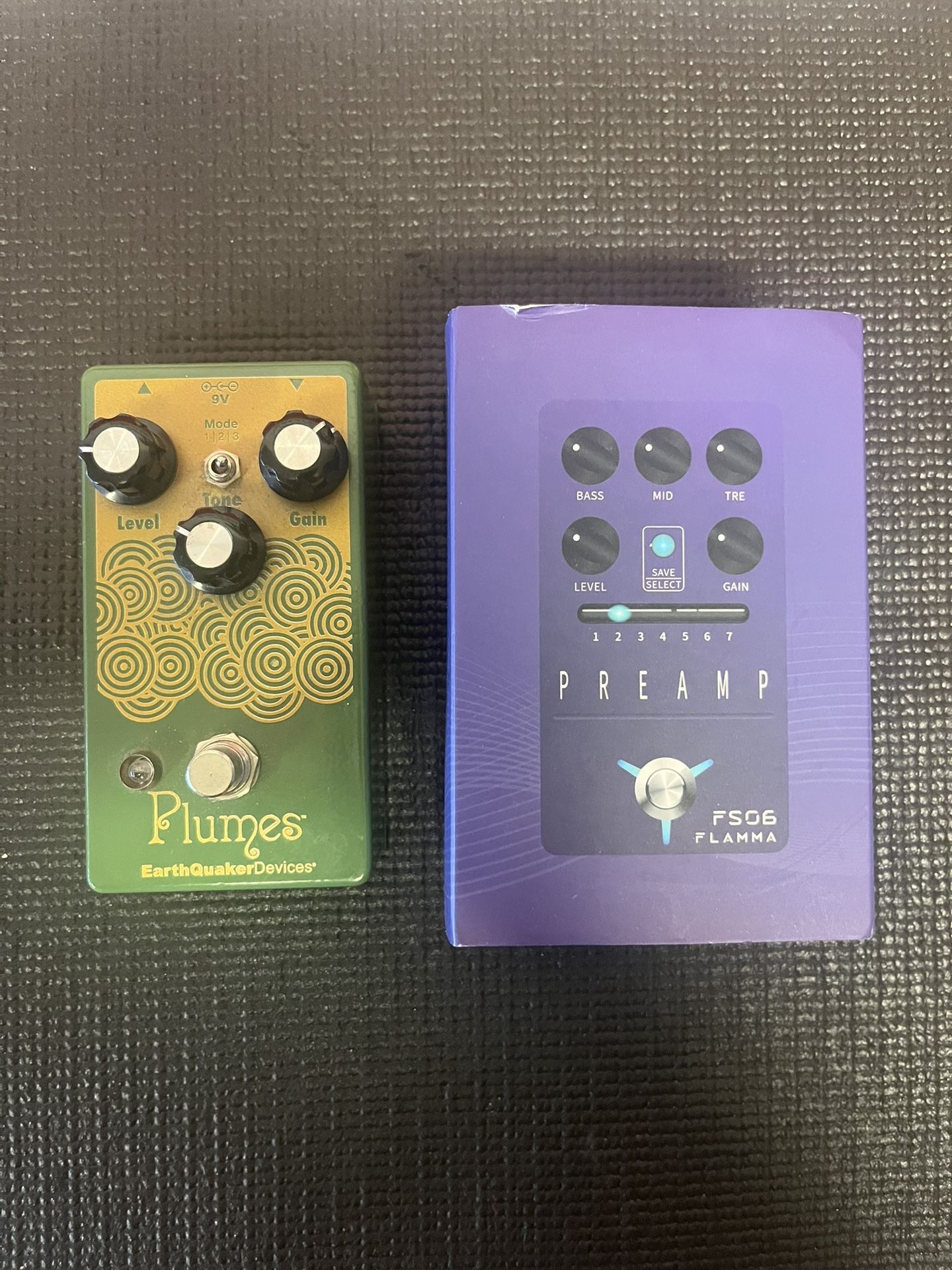 Eartquaker Devices Plumes and Flamma FS06 Preamp Pedal