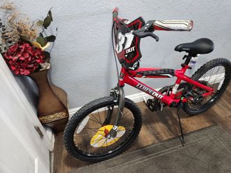Dynacraft Bike Boys 20 Mont Sports 20 new Ready to ride good condition