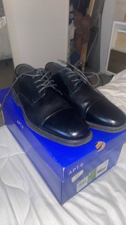 Men’s dress shoes