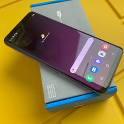 Samsung Galaxy S9, Factory Unlocked,  Excellent Condition.  Like New 