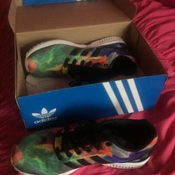 Sneakers. Adidas sz 10 men's. Worn 3 times. Adidas don't make this style anymore