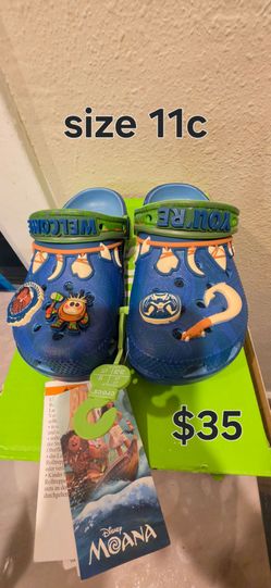 Maui crocs