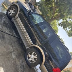 2004 Ford Expedition