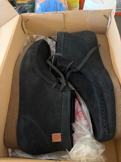 Clark wallabee shacre boot size 10