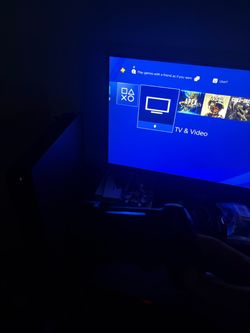 PS4 Sony PlayStation 4 console