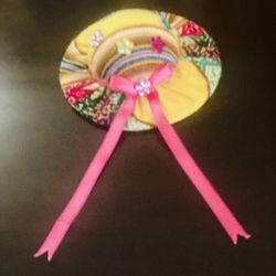 ORGANIZER: An easy place to keep your needles or cute pins within reach. Our needle cushion will hold your pins for sewing safe and won't fall easily.