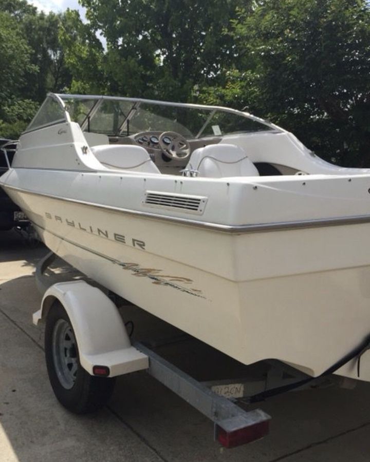 Bayliner Boat