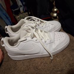 Size 7y White Forces