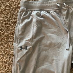 Men’s XL Under Armor Joggers