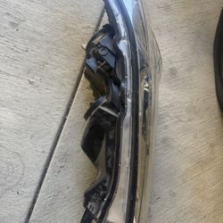 2017 Toyota Highlander Headlight( Halogen)