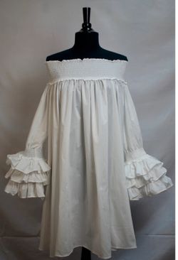 White Dress/top It’s A Statement Dress 