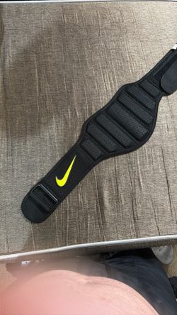 Nike lifting belt Size large 