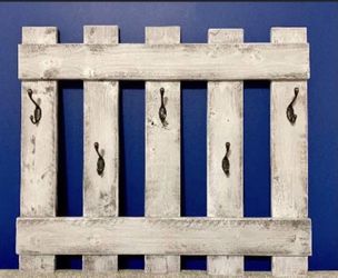 Wallmounted Entryway Coat, Mask, Key Rack Hanger