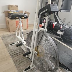 OLD SCHOOL AIR DYNE BIKE