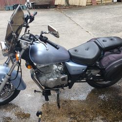 86 Suzuki Marauder 