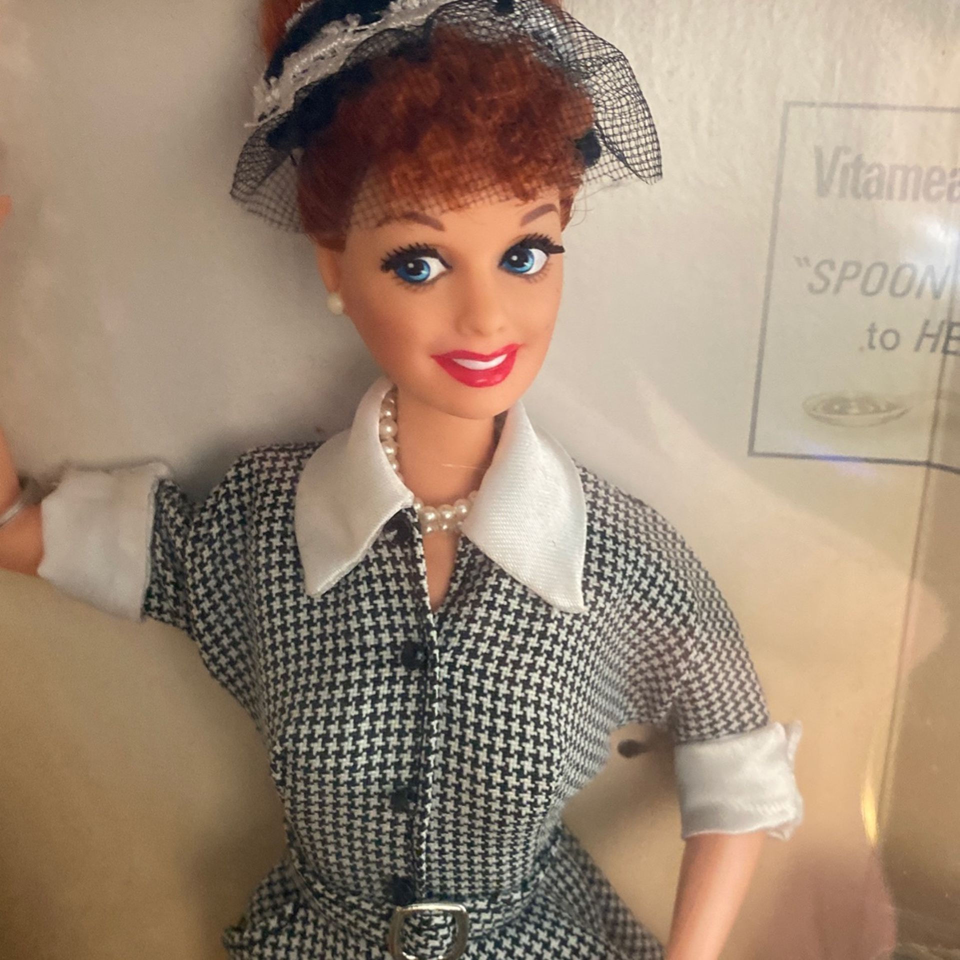 VINTAGE 1997 MATTEL I LOVE LUCY DOLL EPISODE 30 LUCY DOES A TV COMMERCIAL NRFB