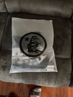 Hellstar tee (brand new)