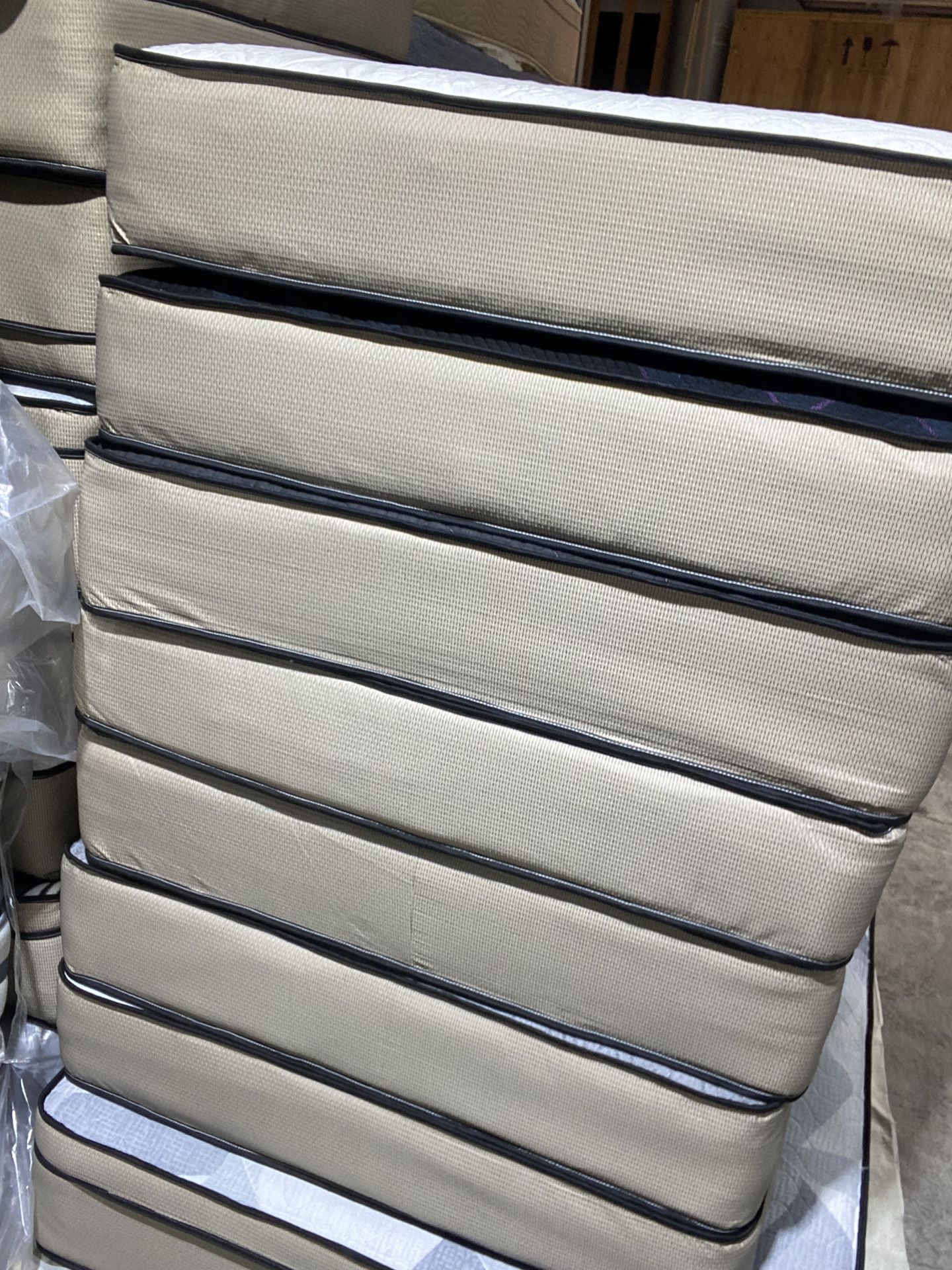 Twin Regular Set New In Plastic Free Delivery In Atlanta