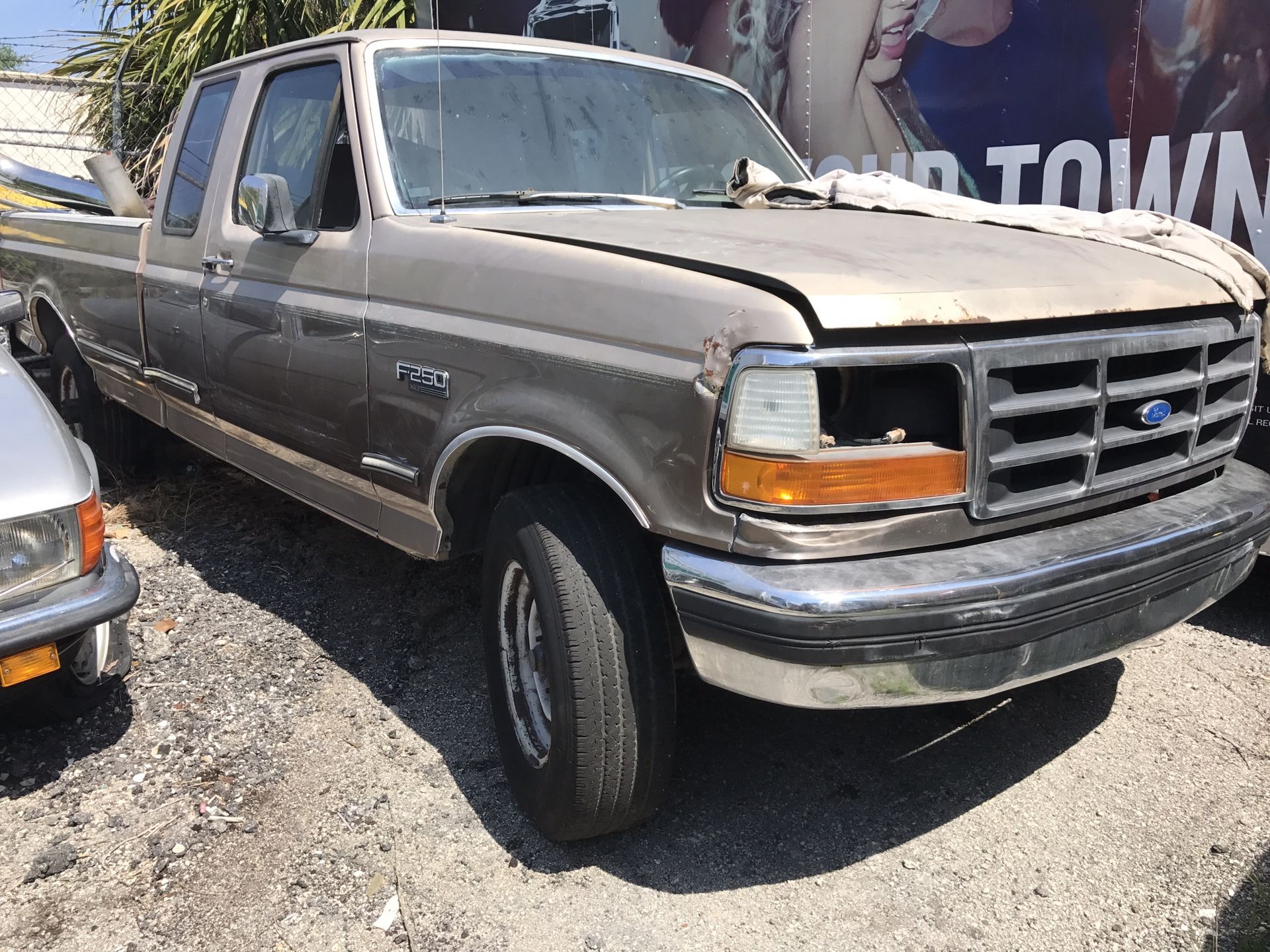 1995 Ford F-250 7.3 diesel automatic 2wd extended cab