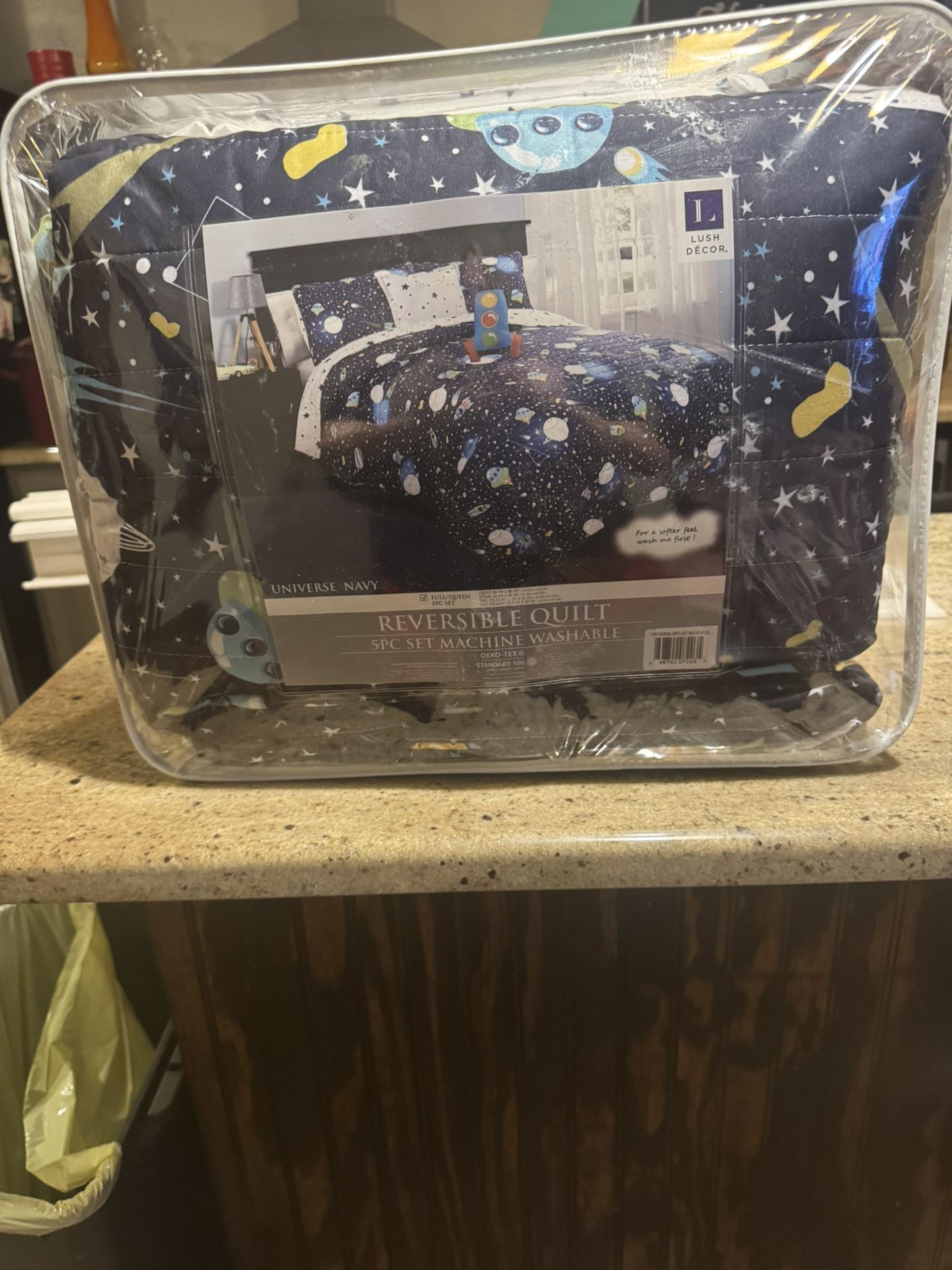 Boys Universe Brand New Bedding Set. 
