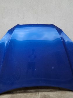 2010 hyundai gensis coupe blue hood