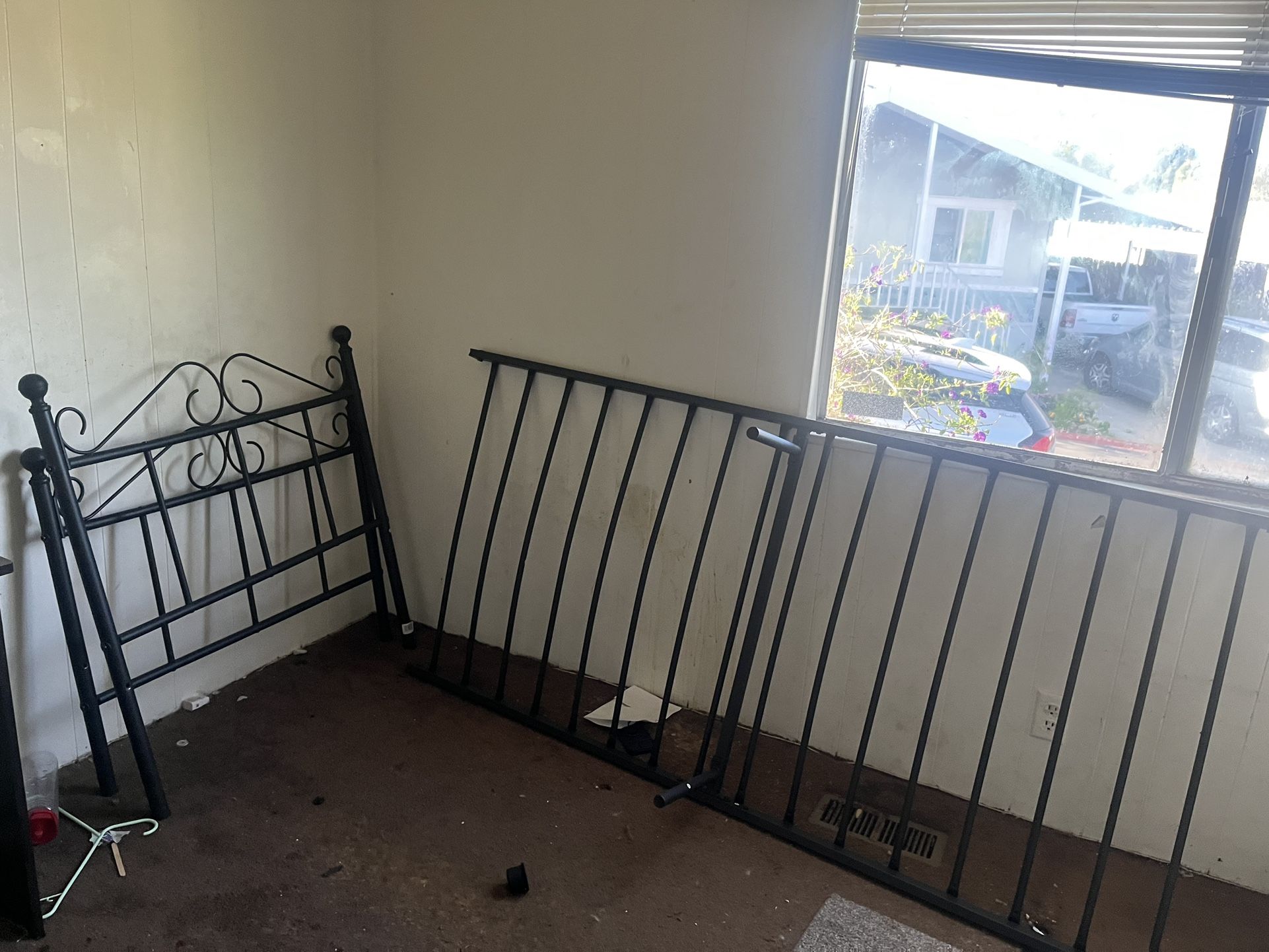 FREE Wire Bed Frame