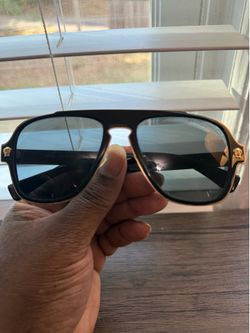 Versace Polarized Men’s Black Aviators Sunglasses
