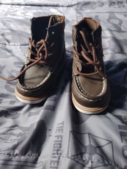LEVI'S Kids Boots 🥾 size 7