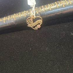 14k 1.2g #1 Grandma Heart Pendant