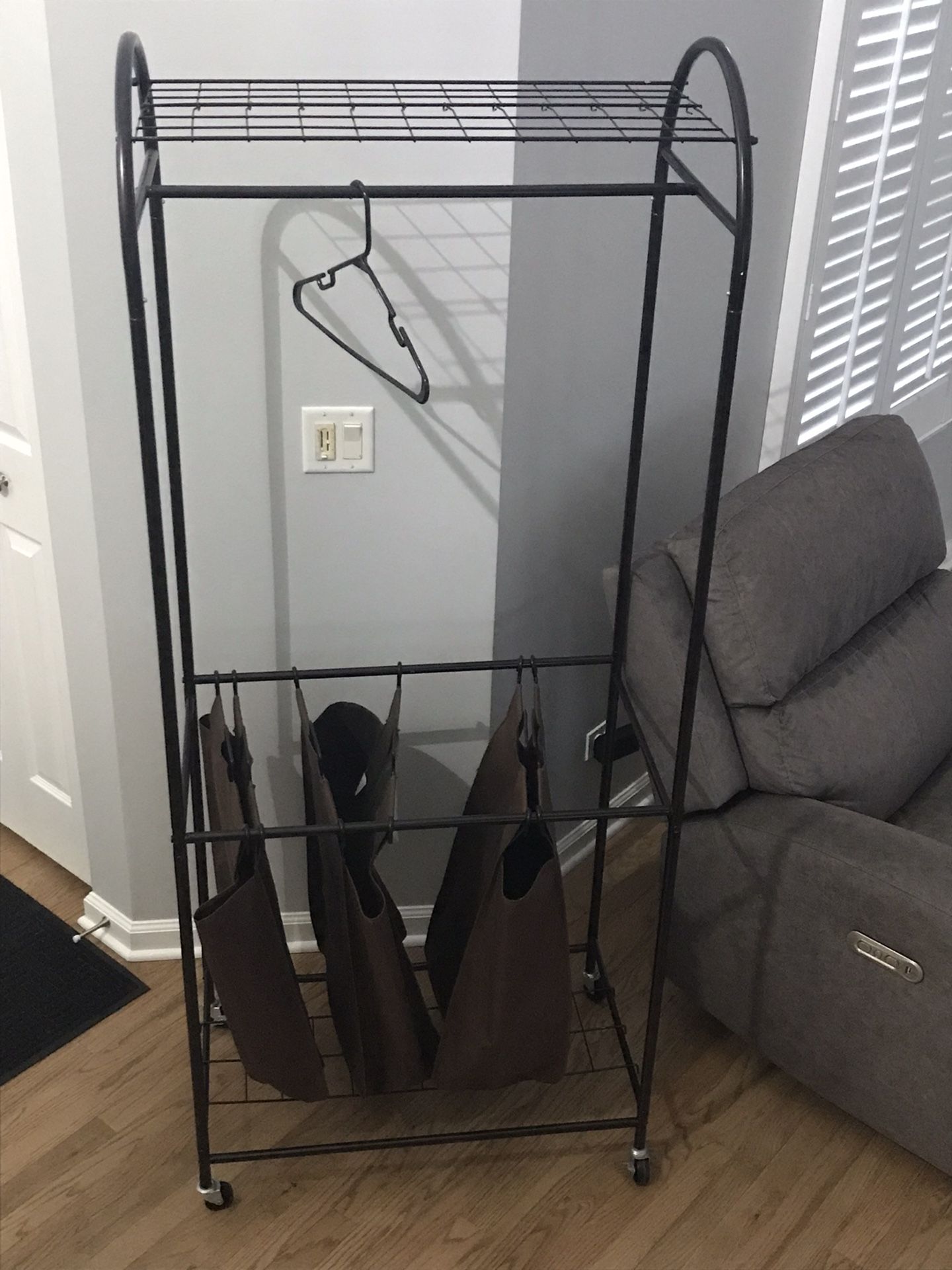 Closet Organizer/Laundry